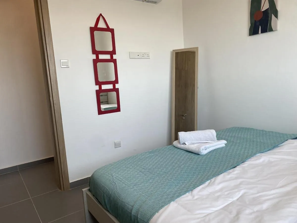 Silver Line 1-Bedroom Apartment In Larnaca 0*,  Kypr